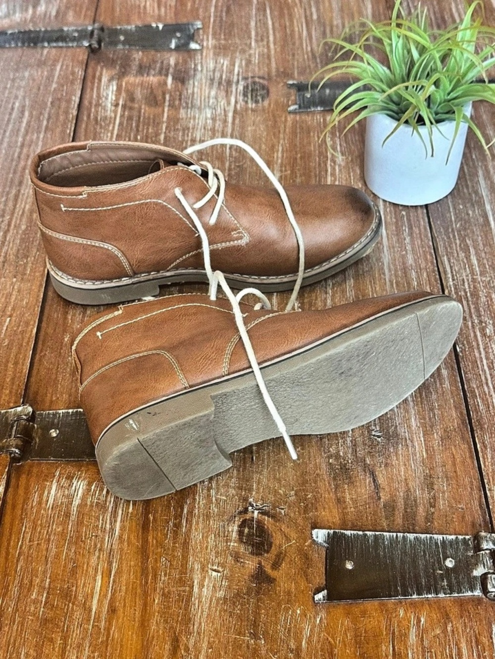Steve Madden Schuka Boys Brown Chukka Boots